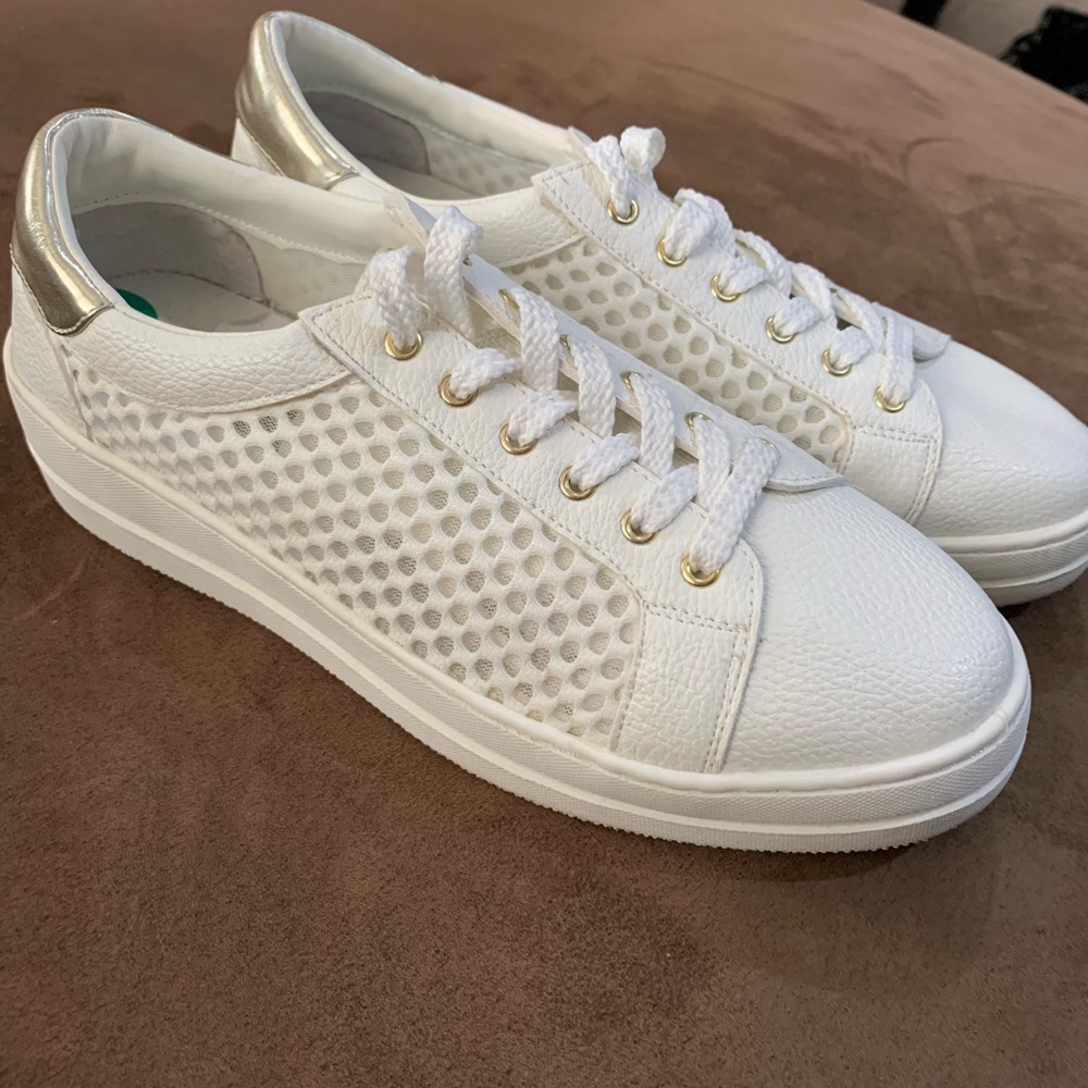 STEVEN by Steve Madden White Sneakers